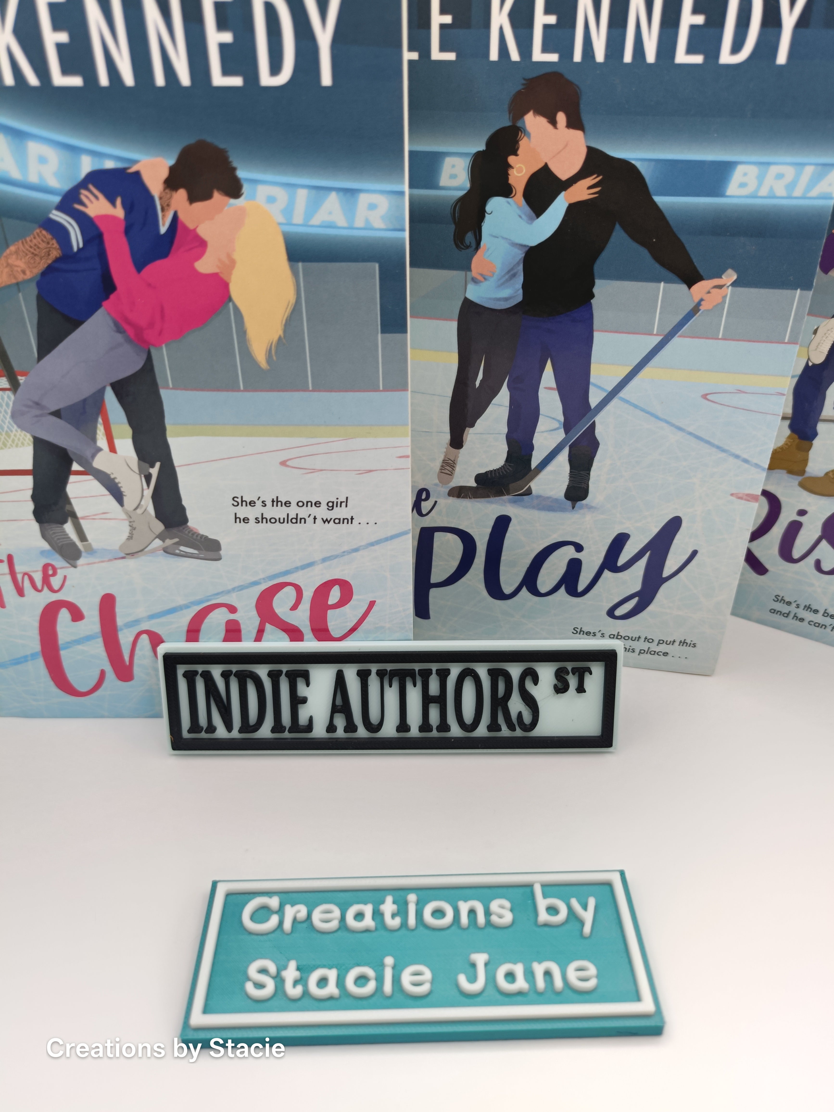 Indie Authors Book Shelf Sign