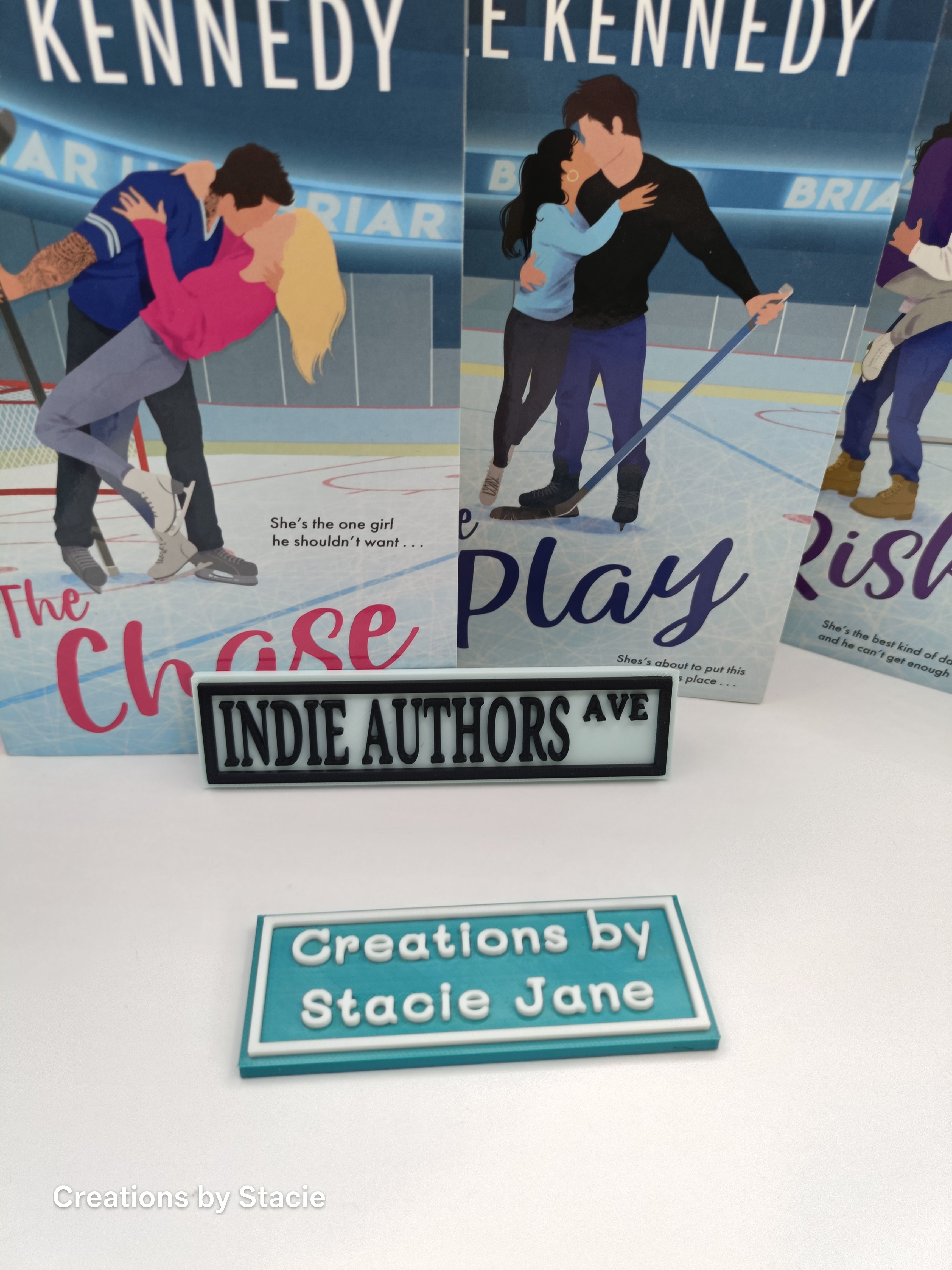 Indie Authors Book Shelf Sign