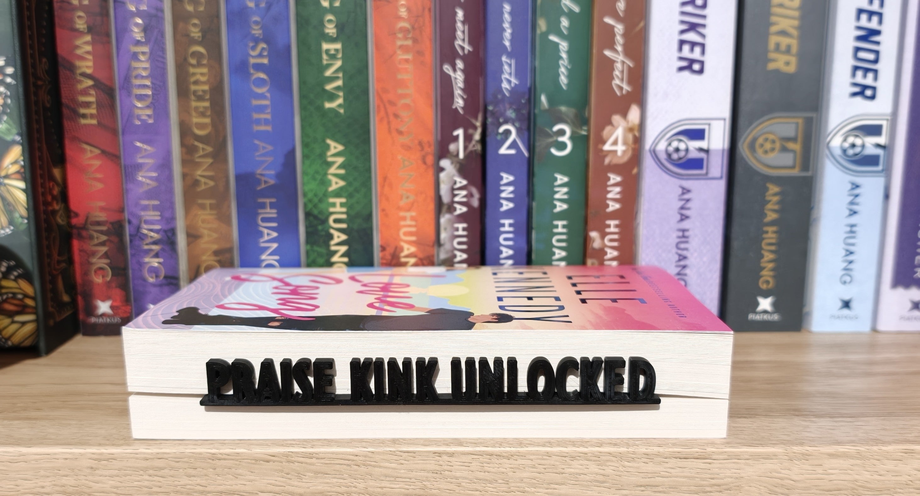 Praise Kink Unlocked Side Bookmark